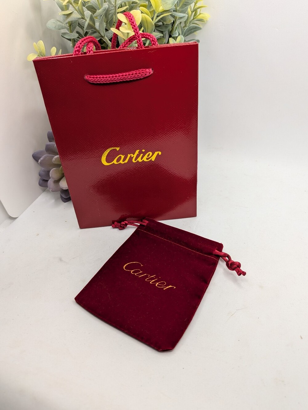 Cartier Red Velvet Drawstring Jewelry Pouch with  Gift Bag